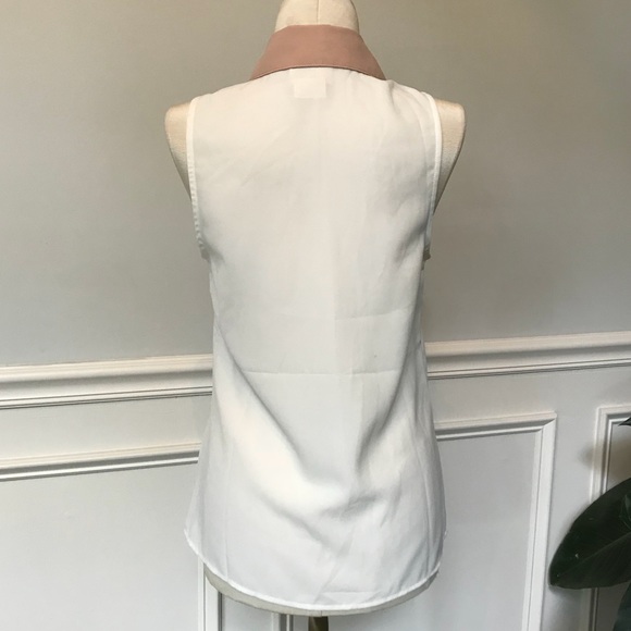 Sleeveless button down top - Picture 5 of 6